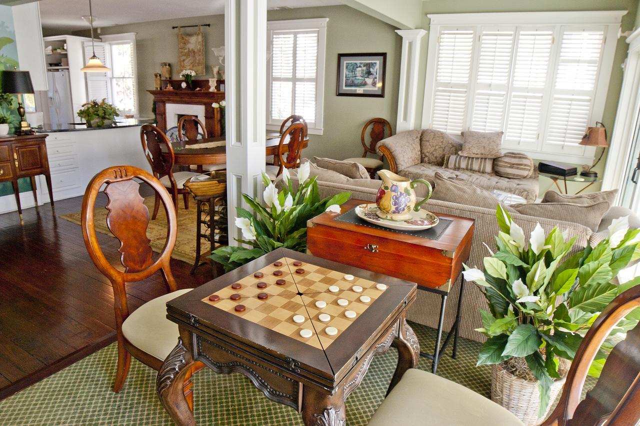 Desoto Beach Bed And Breakfast Тайби Айлънд Екстериор снимка