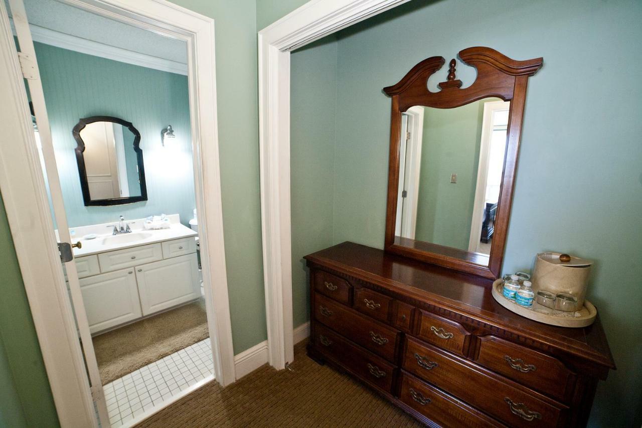 Desoto Beach Bed And Breakfast Тайби Айлънд Екстериор снимка
